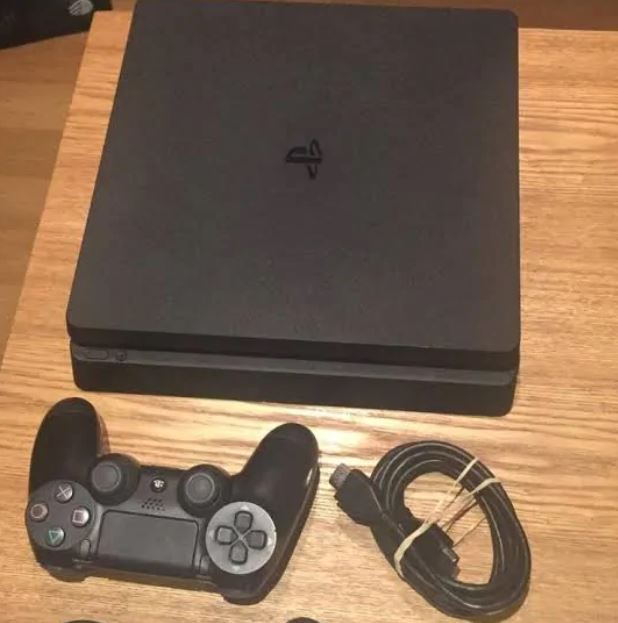 PlayStation 4 PS4 Acil Satılık